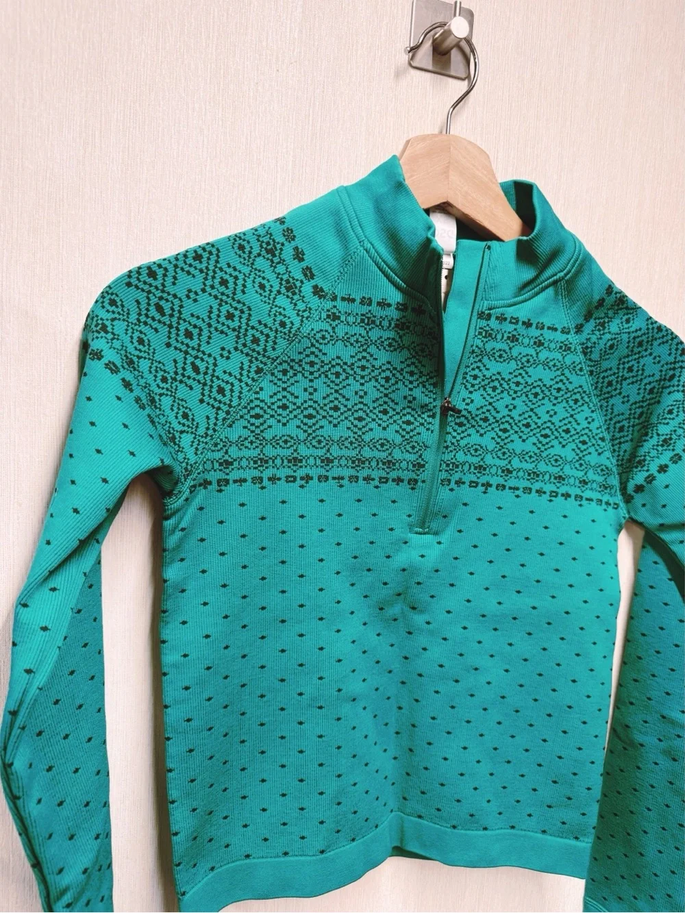 NWT DSG Momentum Seamless 1/4 Zip Green Patterned Pullover, Size XS